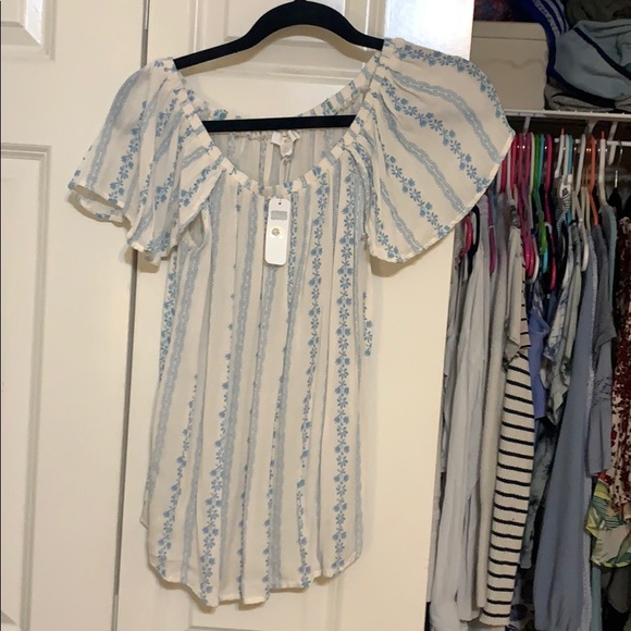 size S off the shoulder - Picture 1 of 1